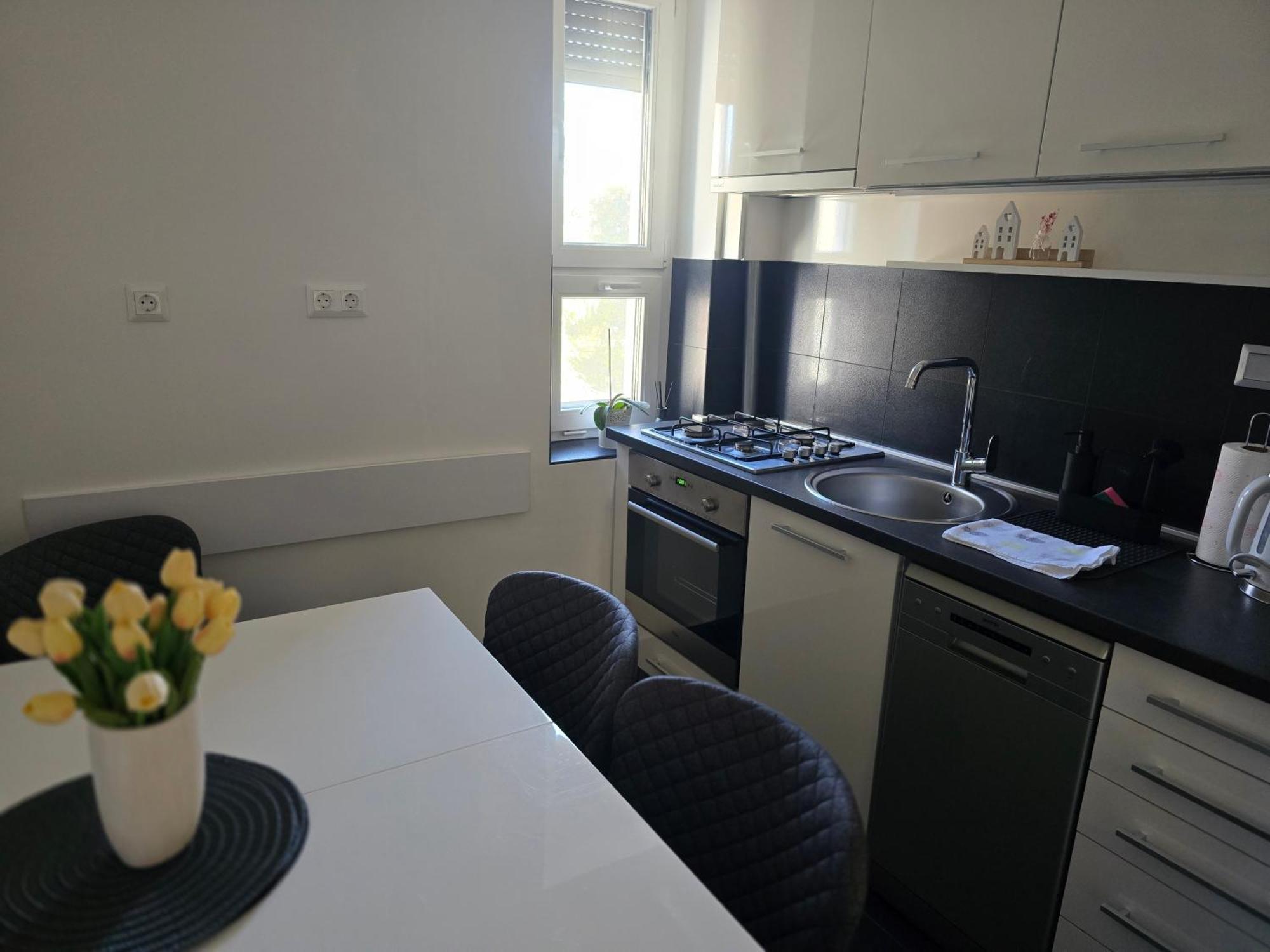 Martina Apartman Бекешчаба Экстерьер фото