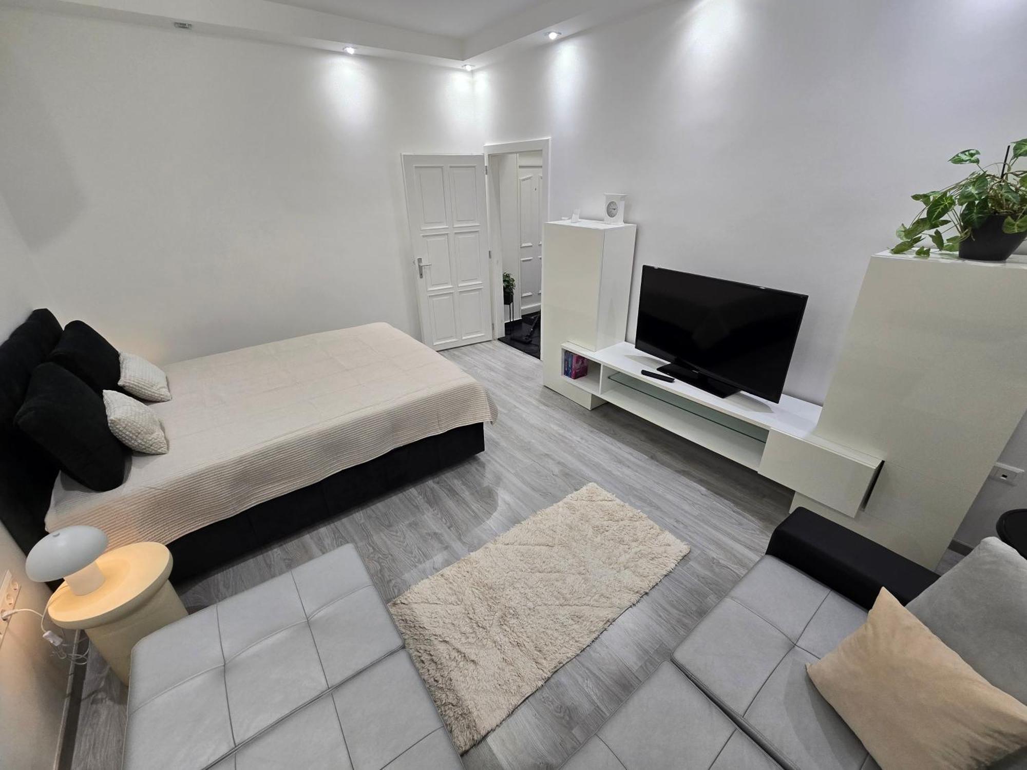 Martina Apartman Бекешчаба Экстерьер фото
