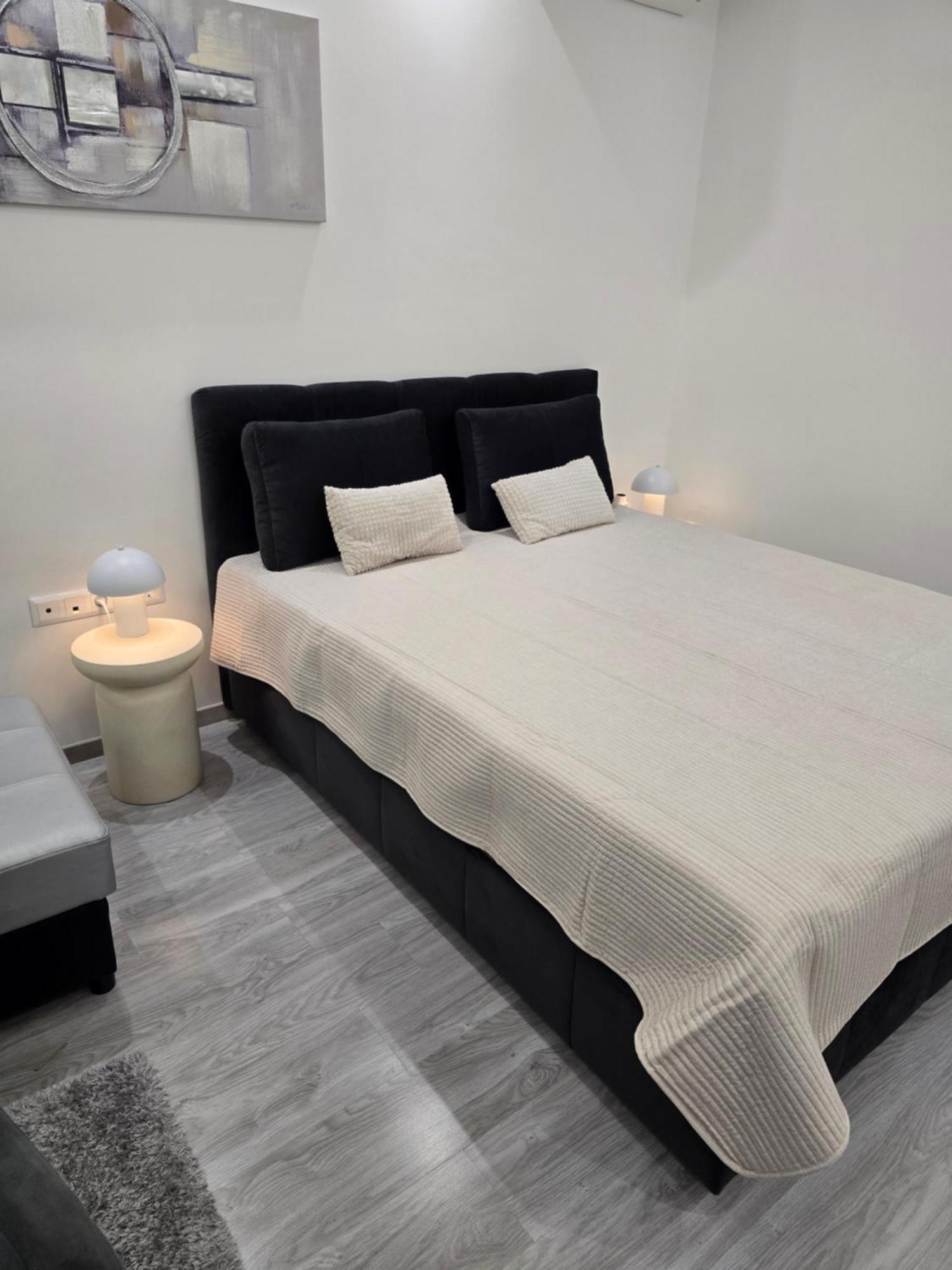 Martina Apartman Бекешчаба Экстерьер фото