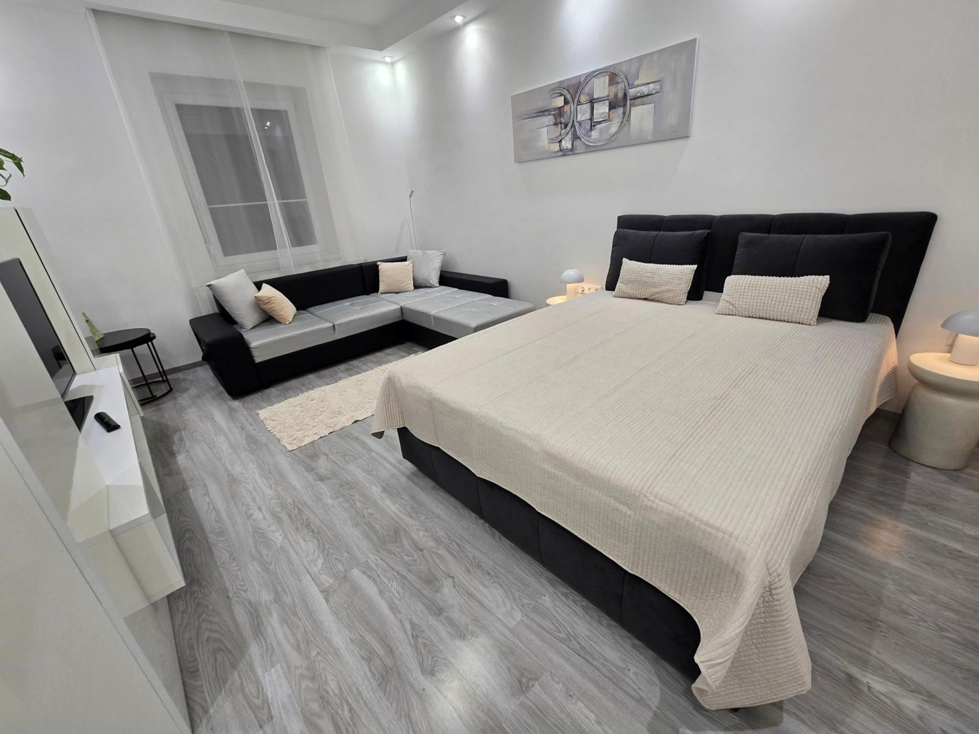 Martina Apartman Бекешчаба Экстерьер фото